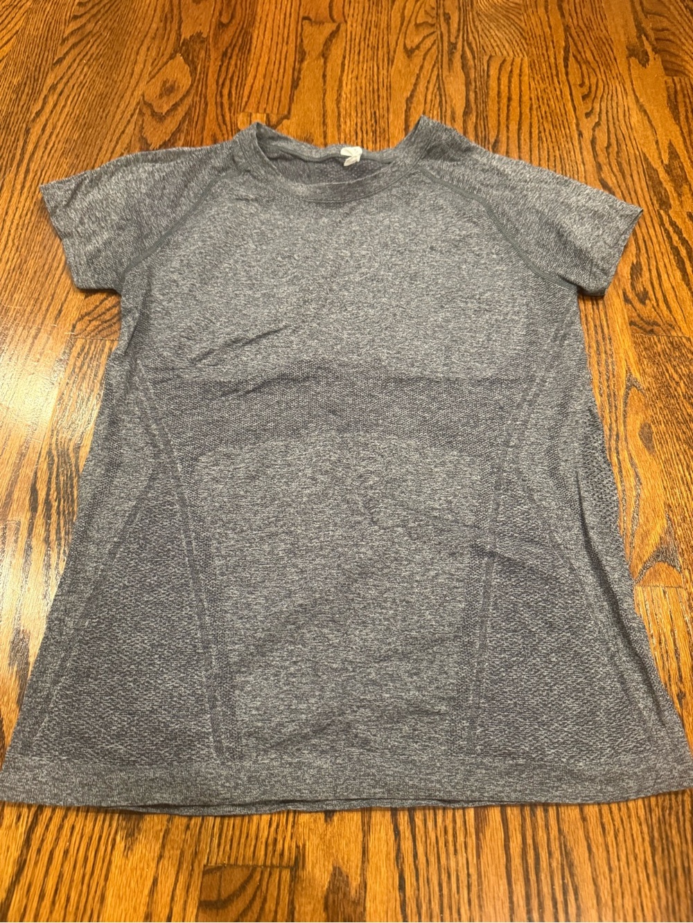 Athleta Heathered Gray Short Sleeve Seamless Tee